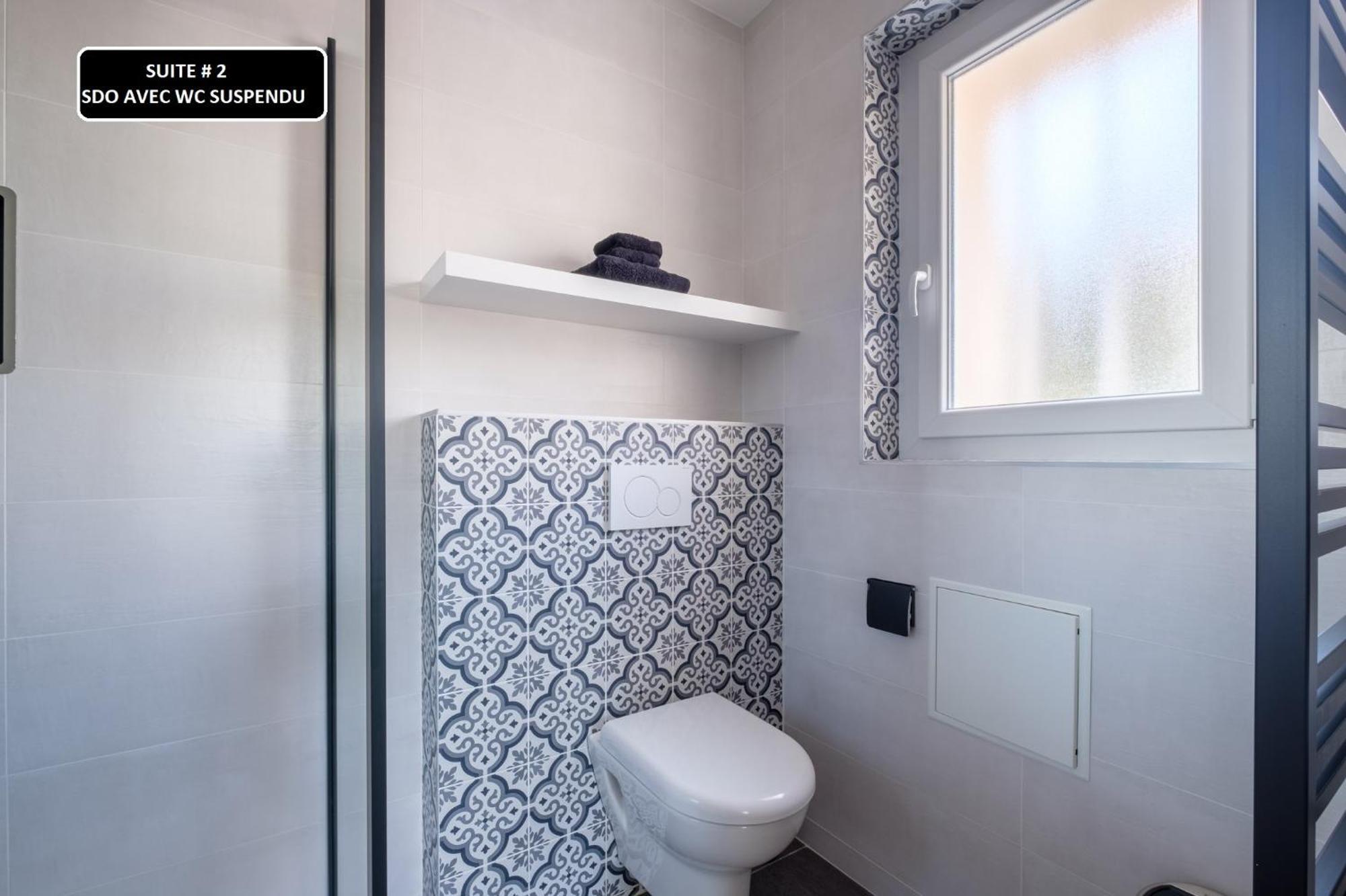 טאסן-לה-דמי-לון Appart 3 Suites-Chaque Suite Avec Sdo Wc Privatifs - Cuisine Commune מראה חיצוני תמונה
